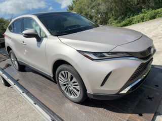 2024 Toyota Venza Limited - Exterior Front Right Corner Image